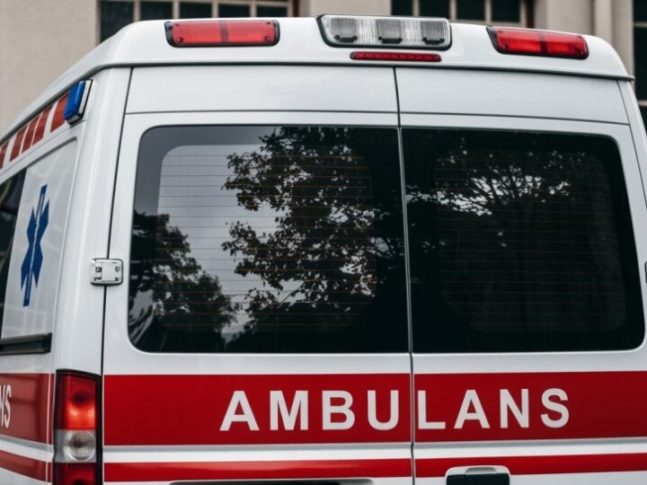 Fajerwerki: Radość czy zagrożenie? Kluczowe zasady bezpiecznego używania