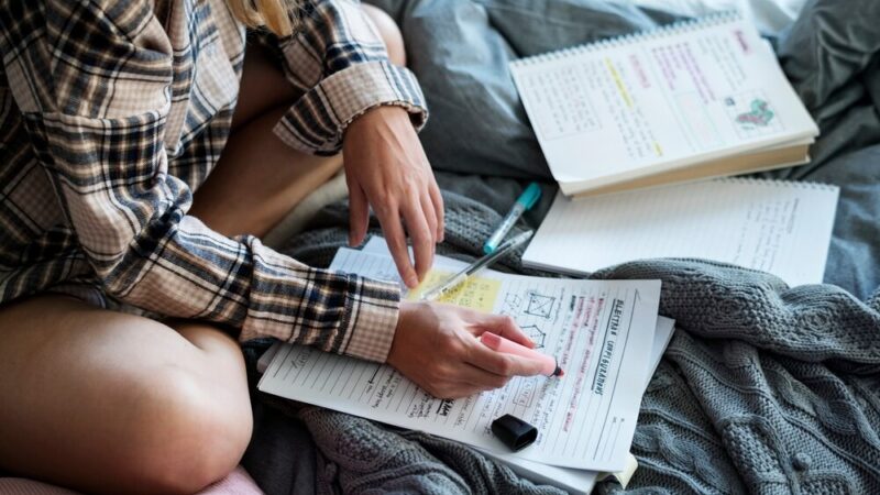 Fundacja PARASOL wspiera dzieci i młodzież w Studio Balans poprzez specjalistyczne zajęcia