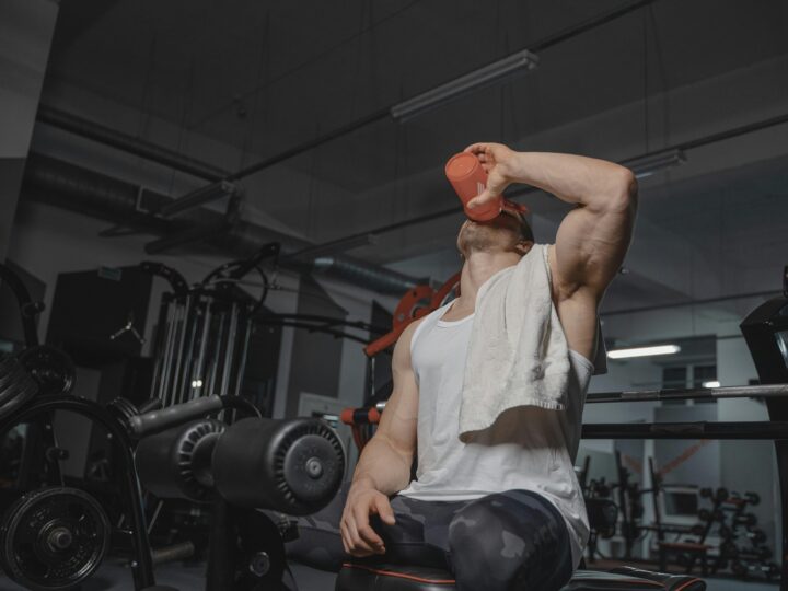 Koncentracja i efektywna nauka – jak wspierać pracę umysłu w wymagających okresach?