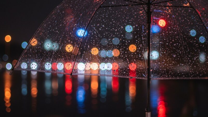 Silny wiatr nad powiatem bytowskim – ostrzeżenie!